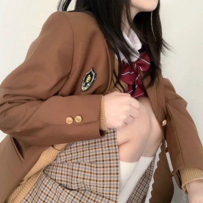 她来自台北